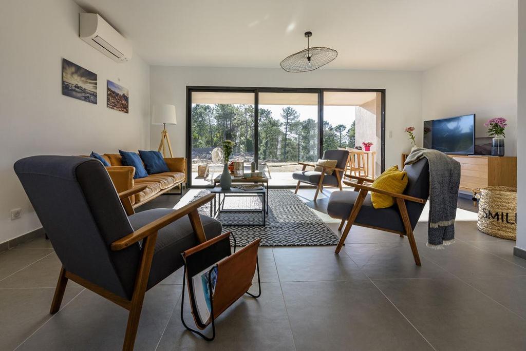 Hotel Calarossa Bay Resort ปอร์โต-เวคคีโอ ภายนอก รูปภาพ